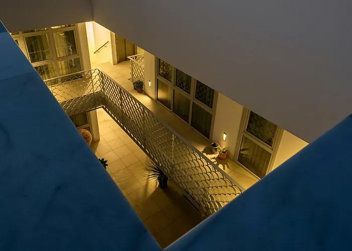 Apartahotel Y Estudios Céntricos Conil 4*