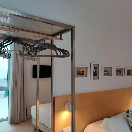 Y Estudios Centricos Conil Hotel apartamentowy