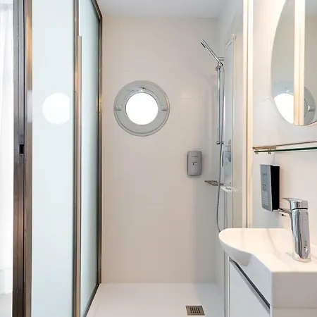 Y Estudios Centricos Conil Hotel apartamentowy