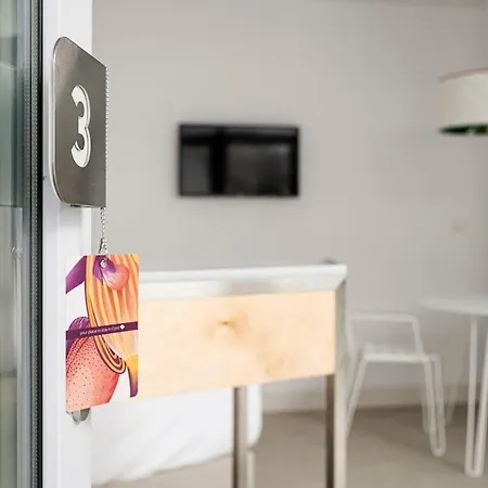 Hotel apartamentowy Y Estudios Centricos Conil