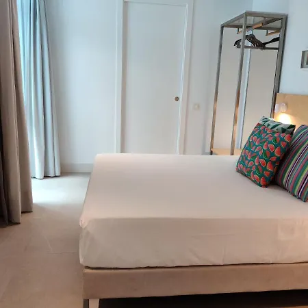 Y Estudios Centricos Conil Lägenhetshotell Conil De La Frontera