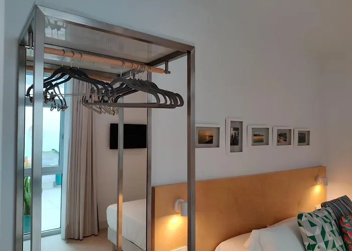 Y Estudios Centricos Conil Aparthotel