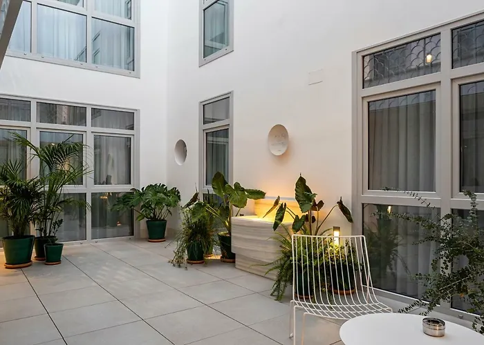 Aparthotel Y Estudios Centricos Conil