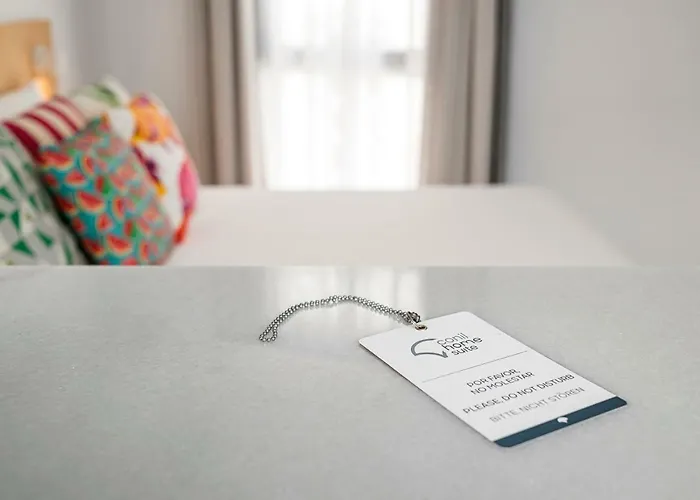 Y Estudios Centricos Conil Aparthotel 3*